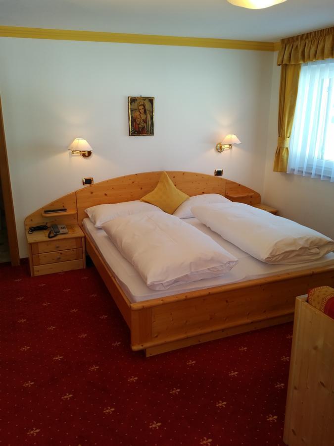 Garni Waltoy Hotel Selva di Val Gardena Ngoại thất bức ảnh